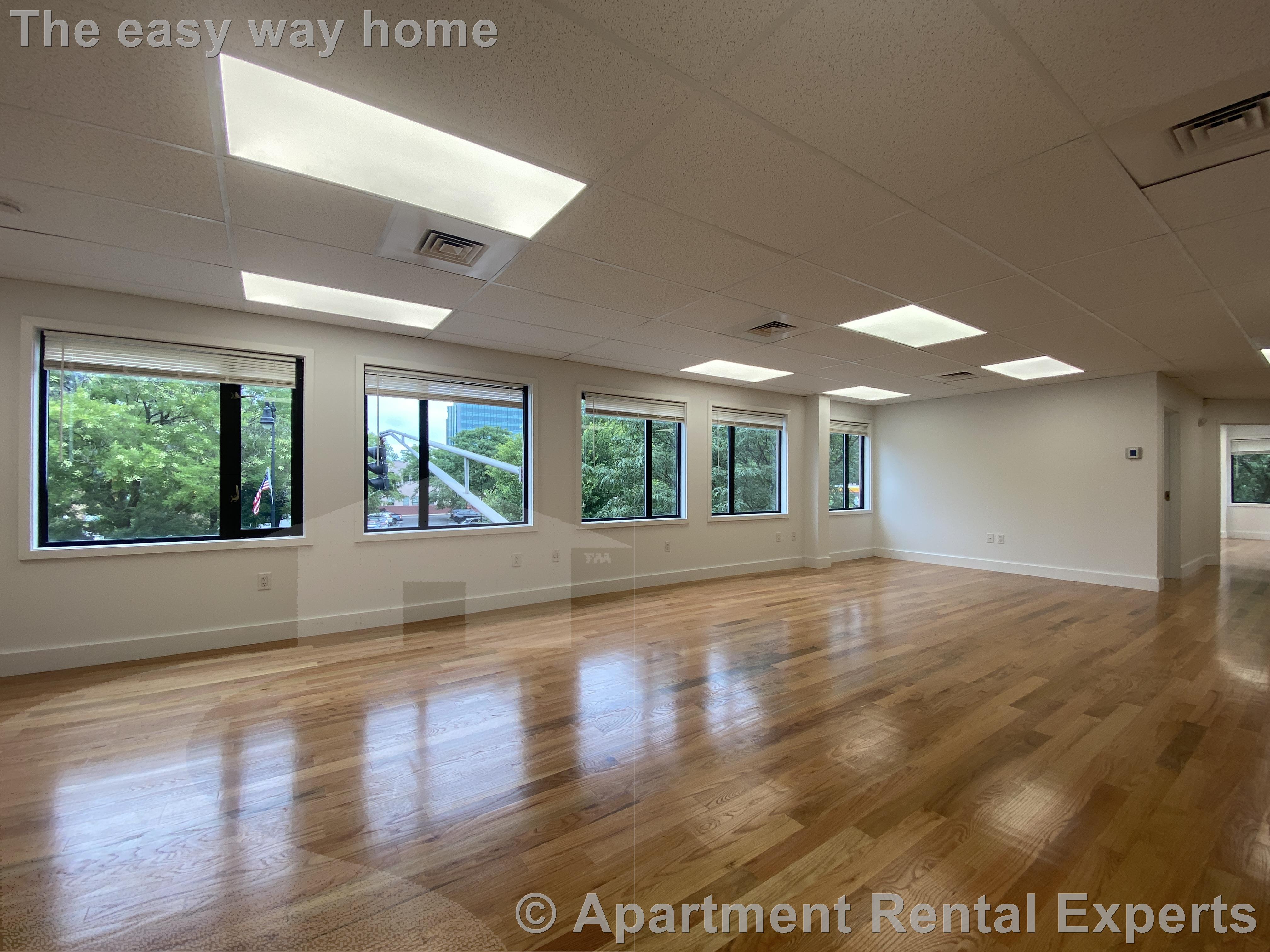 1034 Cambridge St, Wellington-Harrington