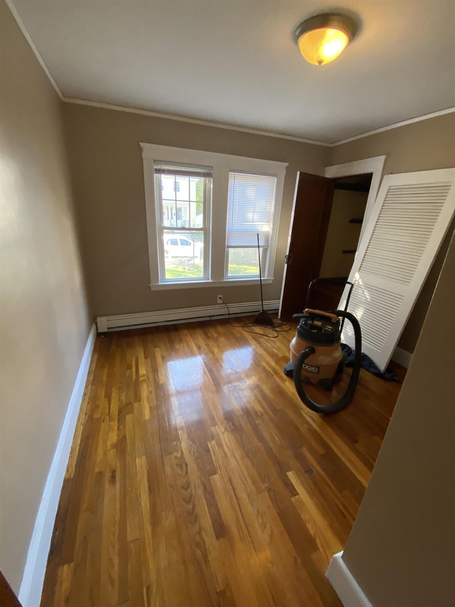 3 bed, 1 bath apartment for rent at 2 Goldsmith Ave Unit 1, Tufts University — photo 9 of 17