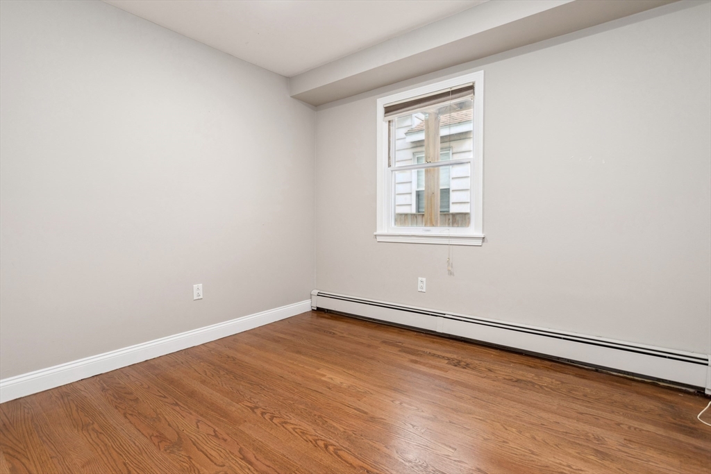 28 Salem St, Wakefield