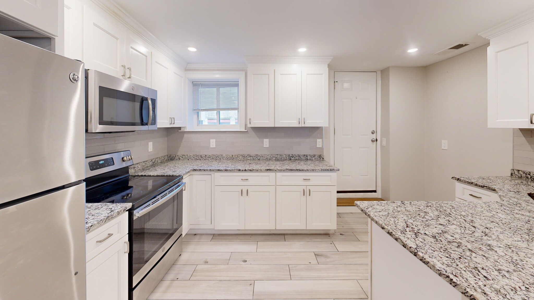 2017 Commonwealth Ave, Brighton