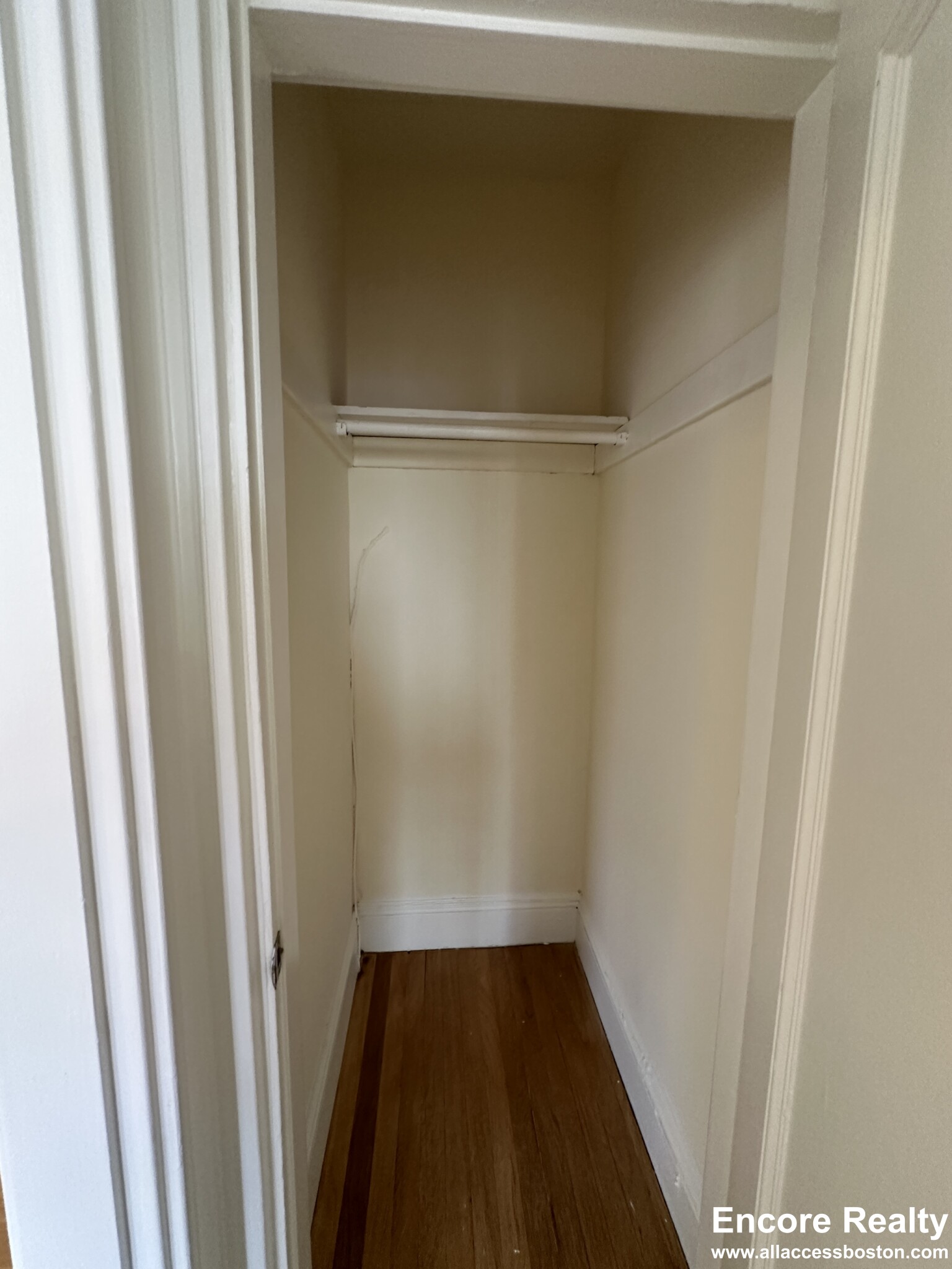 22 Chauncy St, Neighborhood Nine