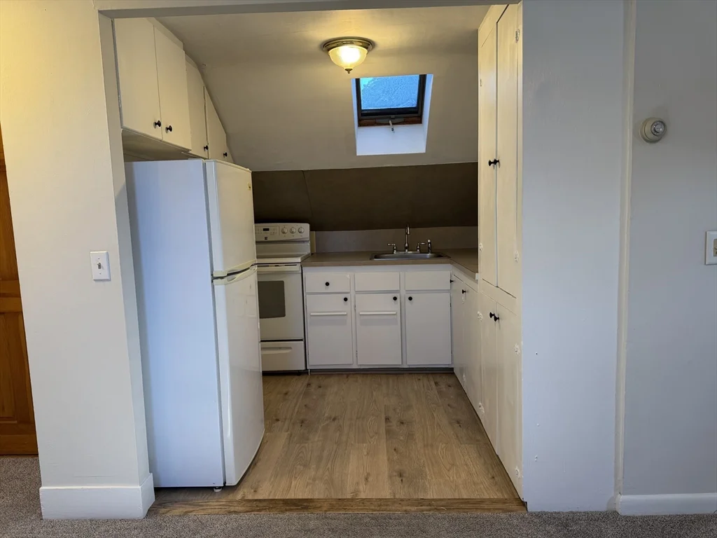 37 Oak St, Middleboro