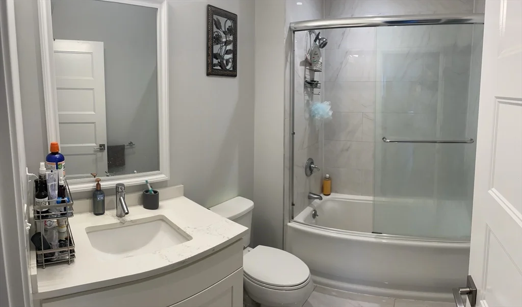 151 Hancock St, North Quincy