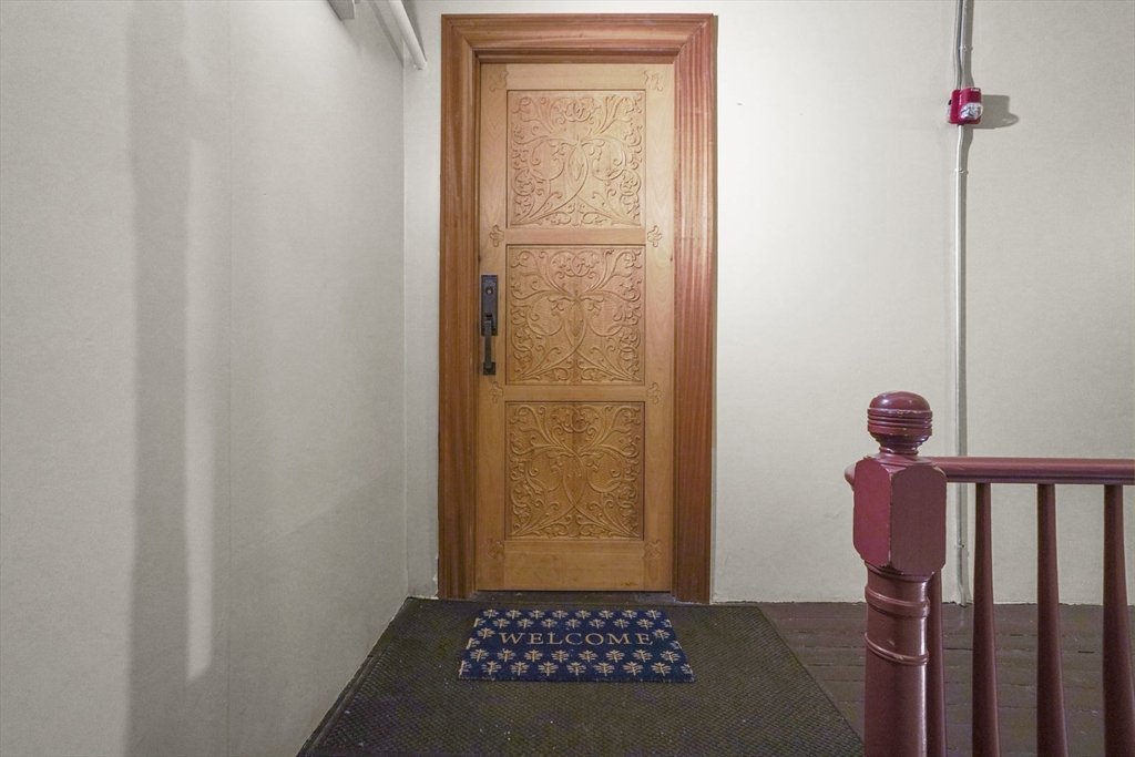 96 South St, Leather District