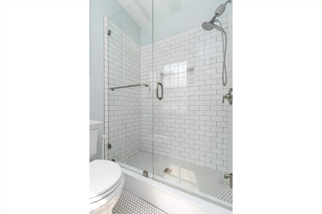 1 Primus Ave, Beacon Hill