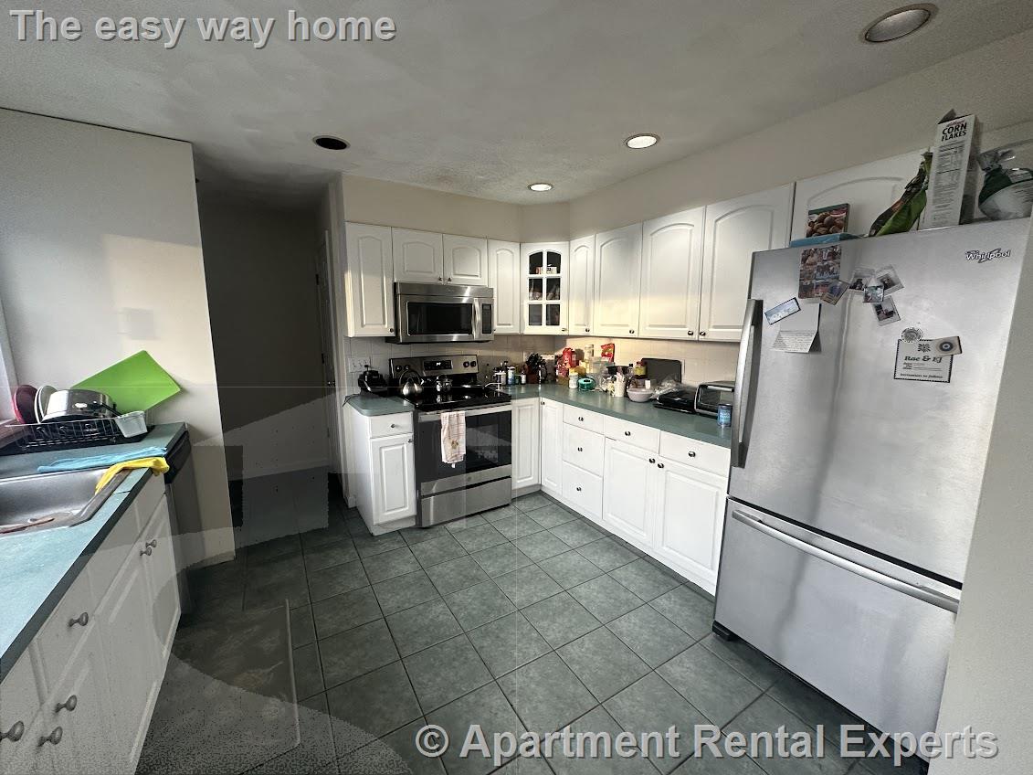 124 Bonner Ave, Magoun Square