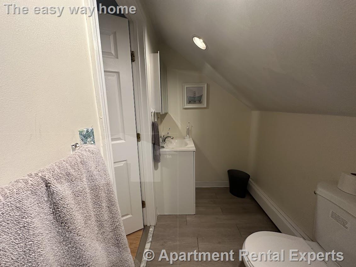 124 Bonner Ave, Magoun Square