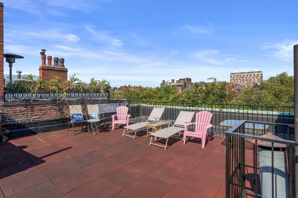 228 Commonwealth Ave, Back Bay