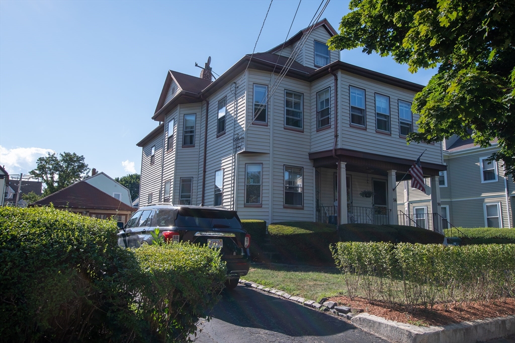 96 Grant Ave, Medford