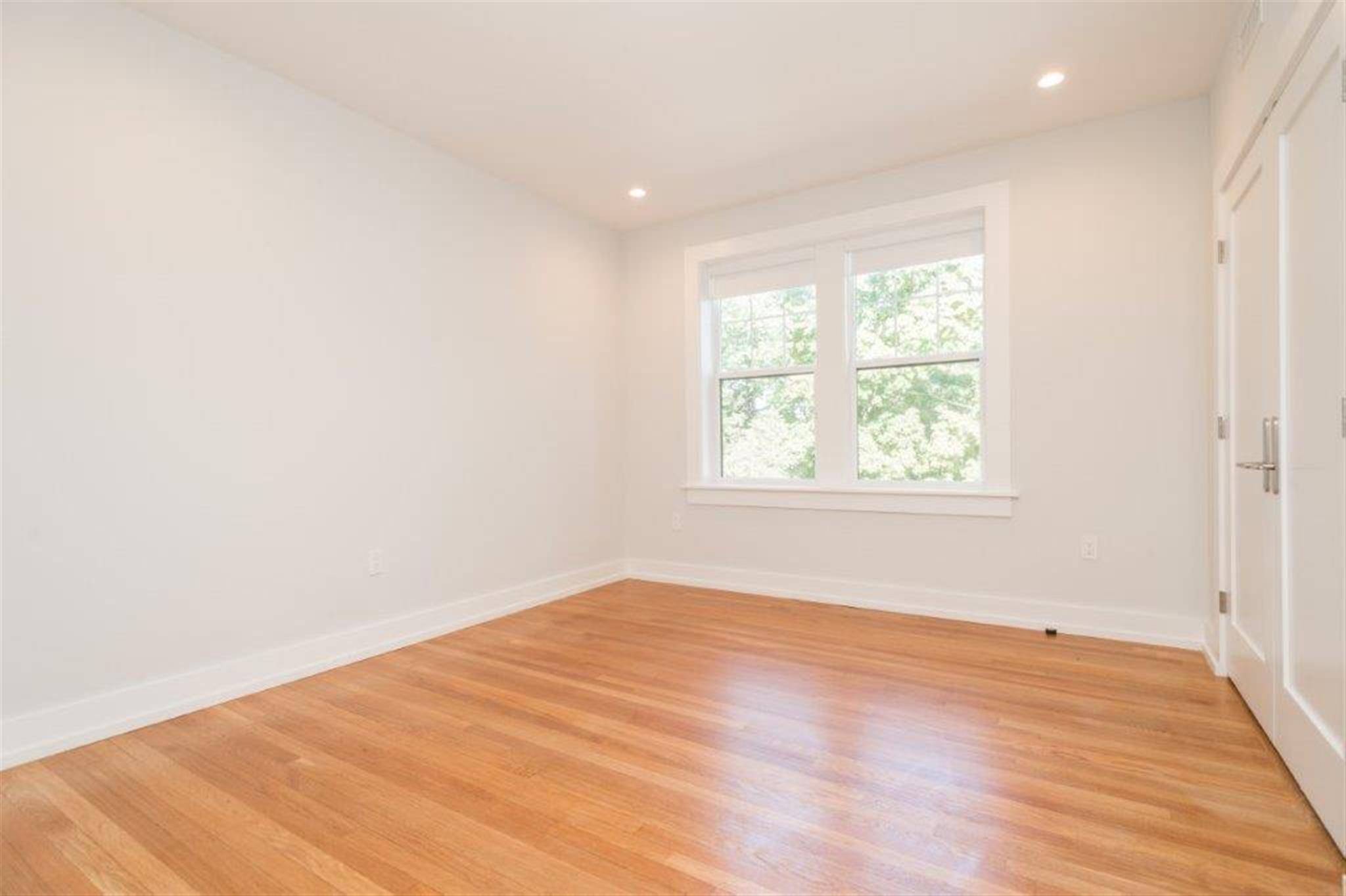 2 bed, 1 bath apartment for rent at 19 Forest, Porter Square — photo 10 of 11