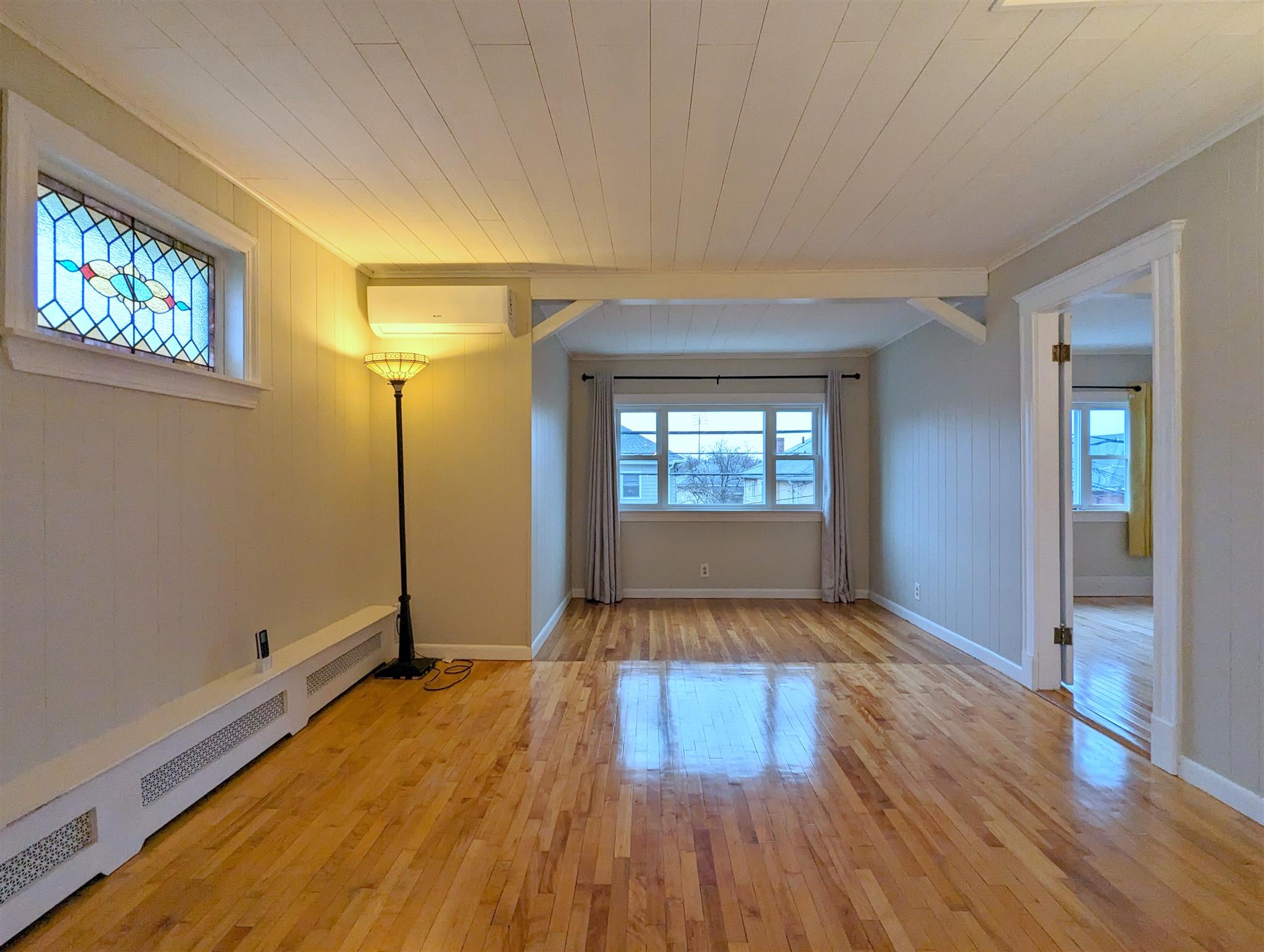 2.5 bed, 1 bath apartment for rent at 73 Woods Ave Unit 2, Teele Square — photo 4 of 25
