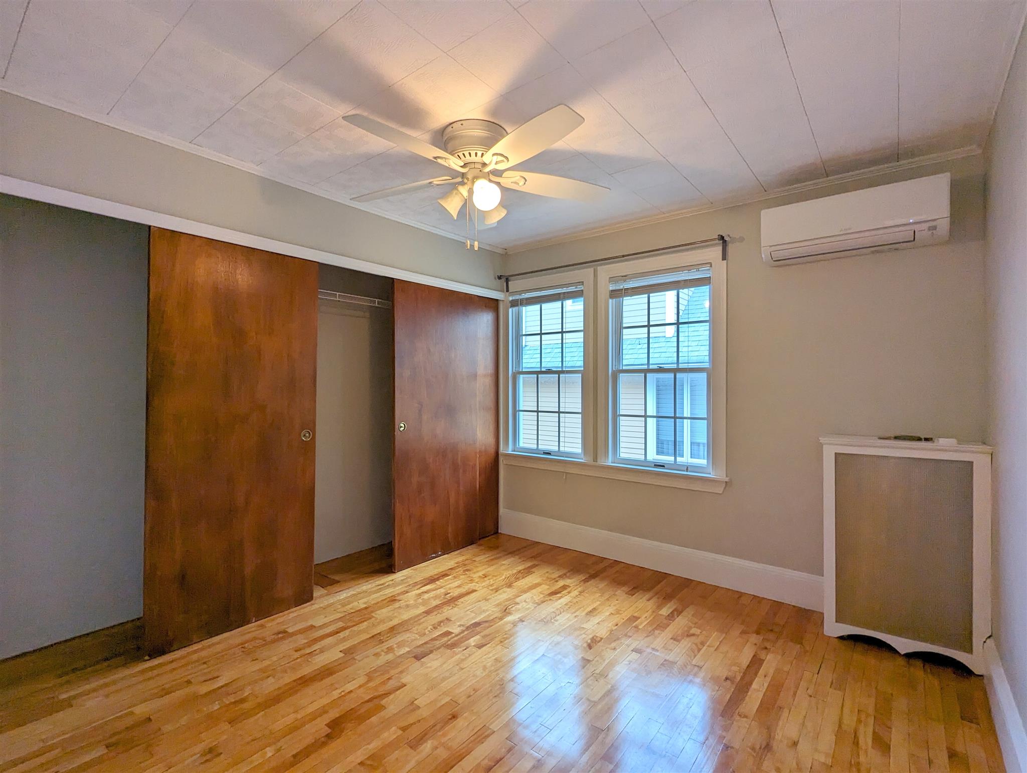 2.5 bed, 1 bath apartment for rent at 73 Woods Ave Unit 2, Teele Square — photo 11 of 25