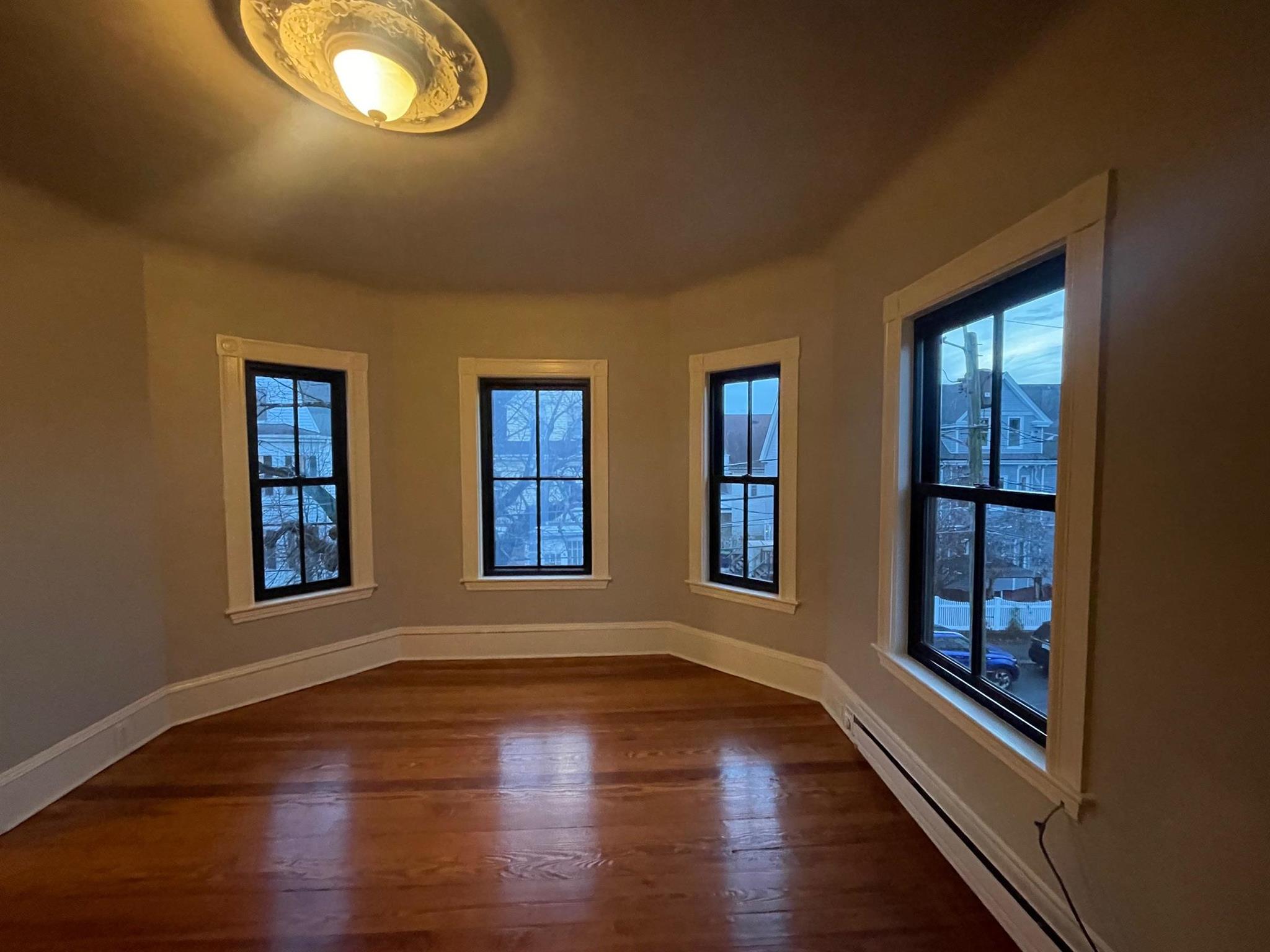 2 bed, 1 bath apartment for rent at 8 Charnwood, Davis Square — photo 3 of 12