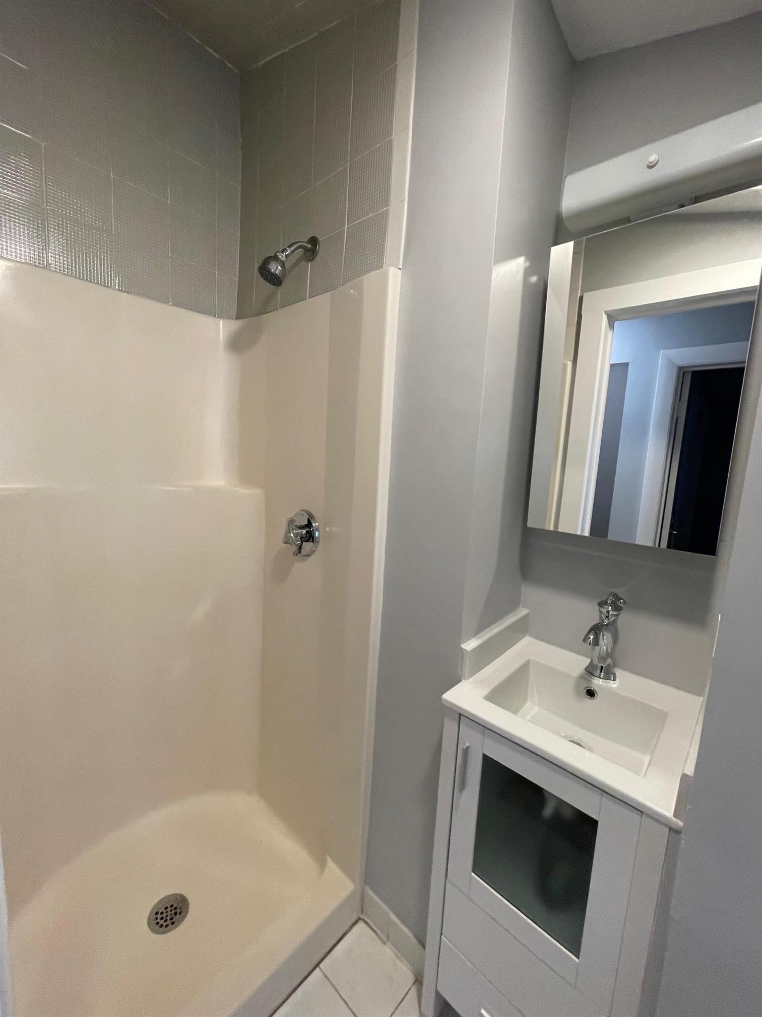 3 bed, 2 bath apartment for rent at 437 Somerville Ave Unit 437, Union Square — photo 17 of 19