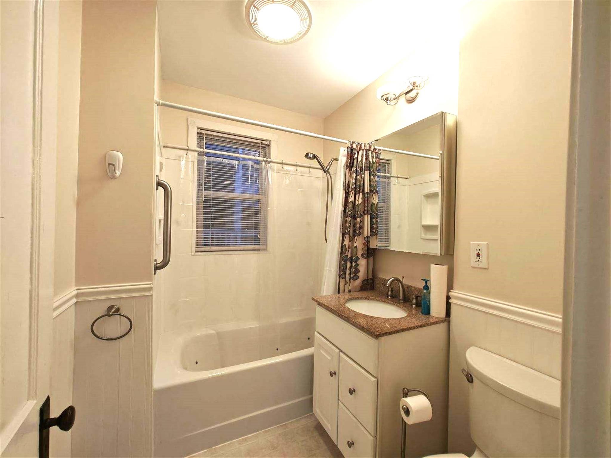 3 bed, 1 bath apartment for rent at 306 Spring St Extension Unit 1, Tufts University — photo 2 of 3