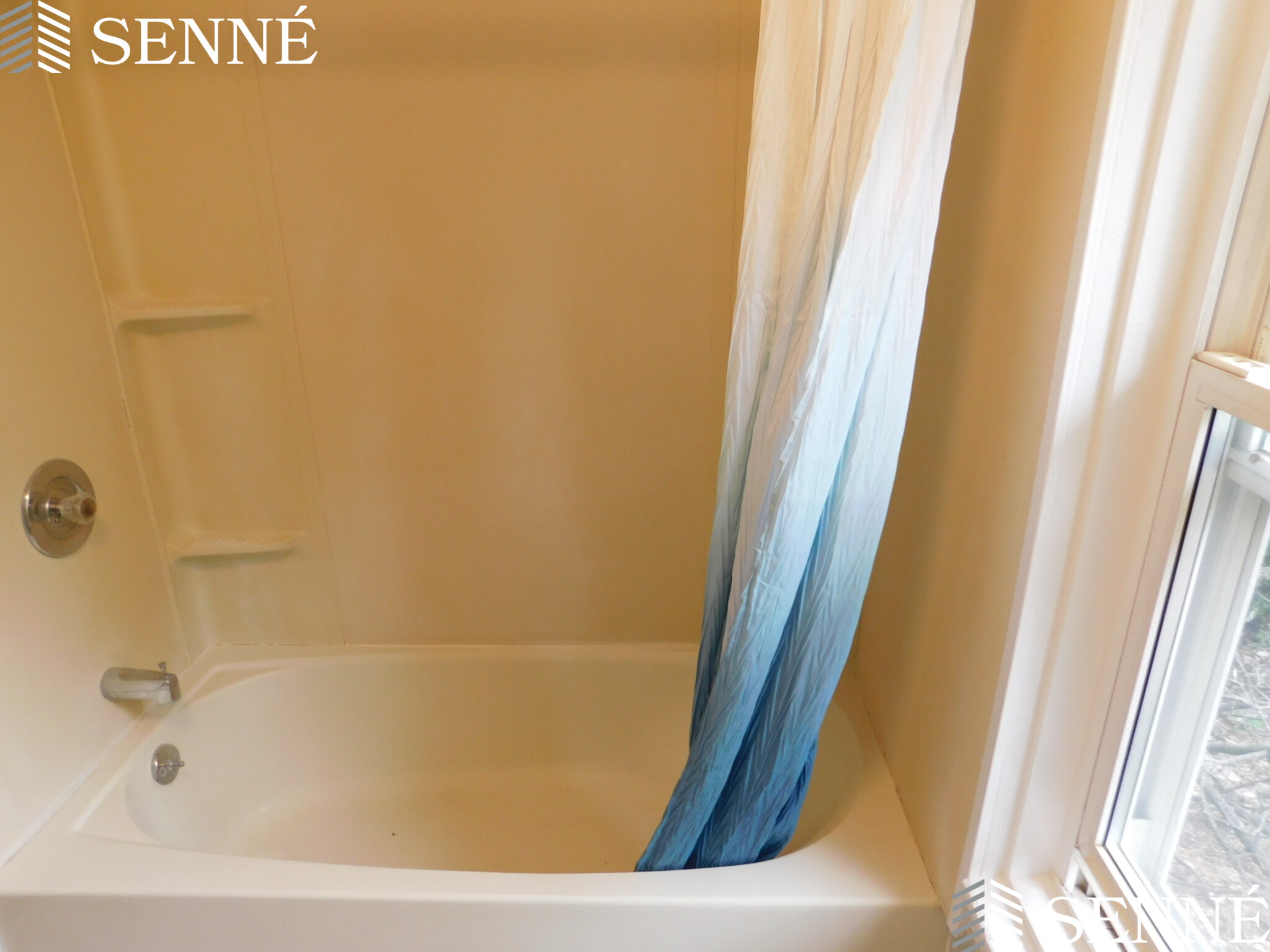 15 Prentiss St, Baldwin