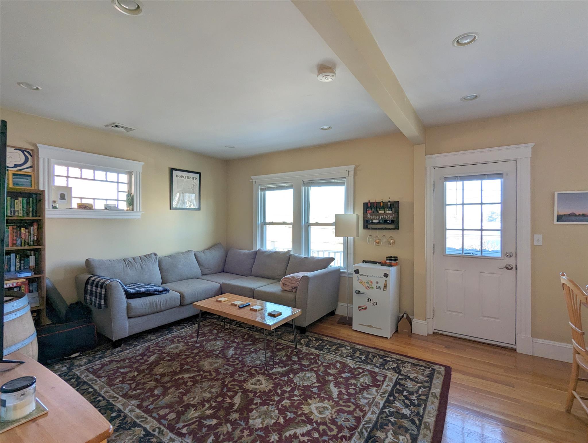 2 bed, 1 bath apartment for rent at 601 Boston Ave Unit 2, Magoun Square — photo 4 of 17