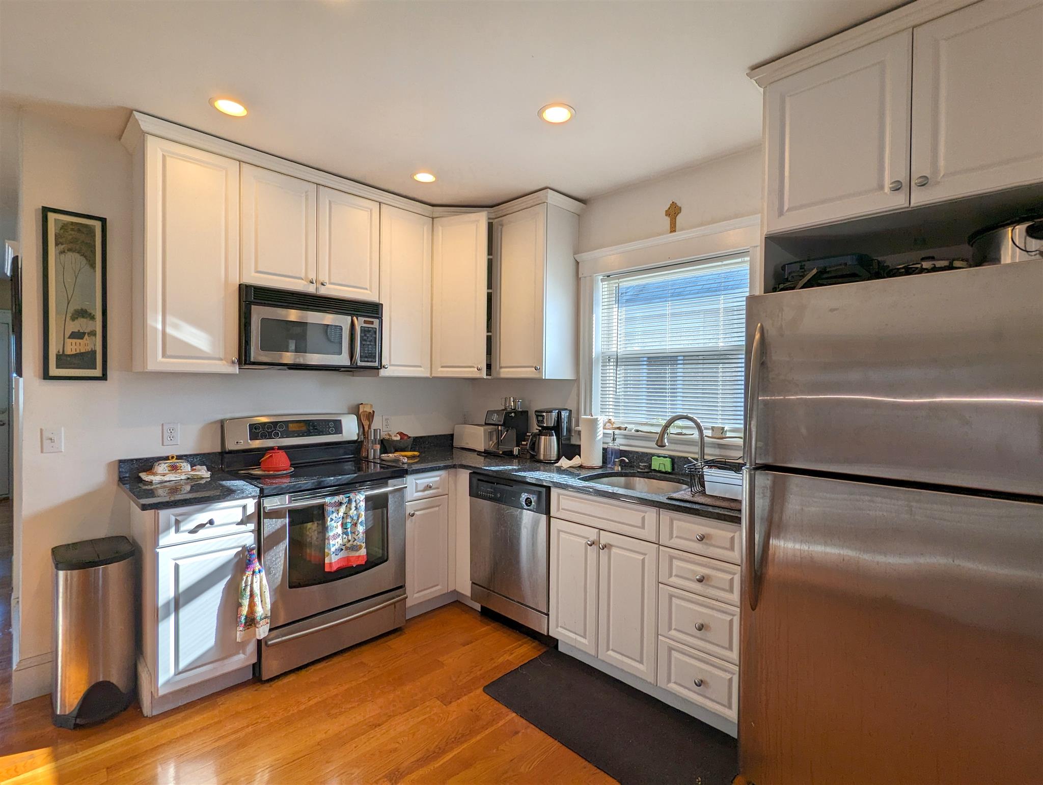 2 bed, 1 bath apartment for rent at 601 Boston Ave Unit 2, Magoun Square — photo 10 of 17