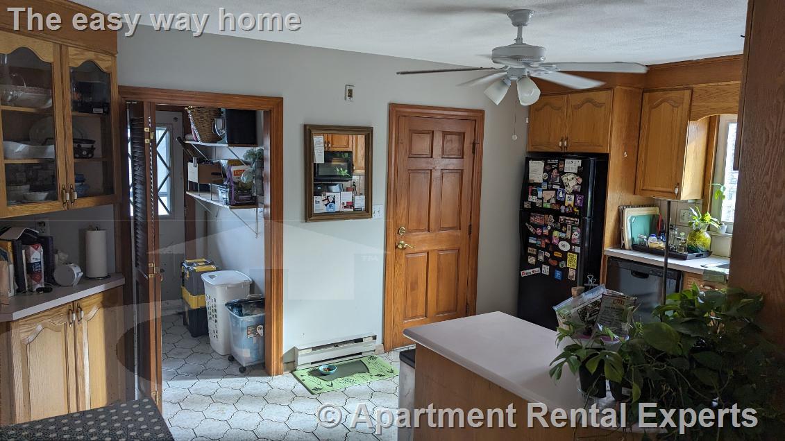 2.5 bed, 1 bath apartment for rent at 51 Mansfield St Unit 1, Union Square — photo 9 of 10