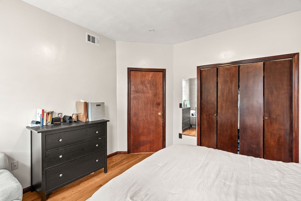 141 Emerson St, South Boston