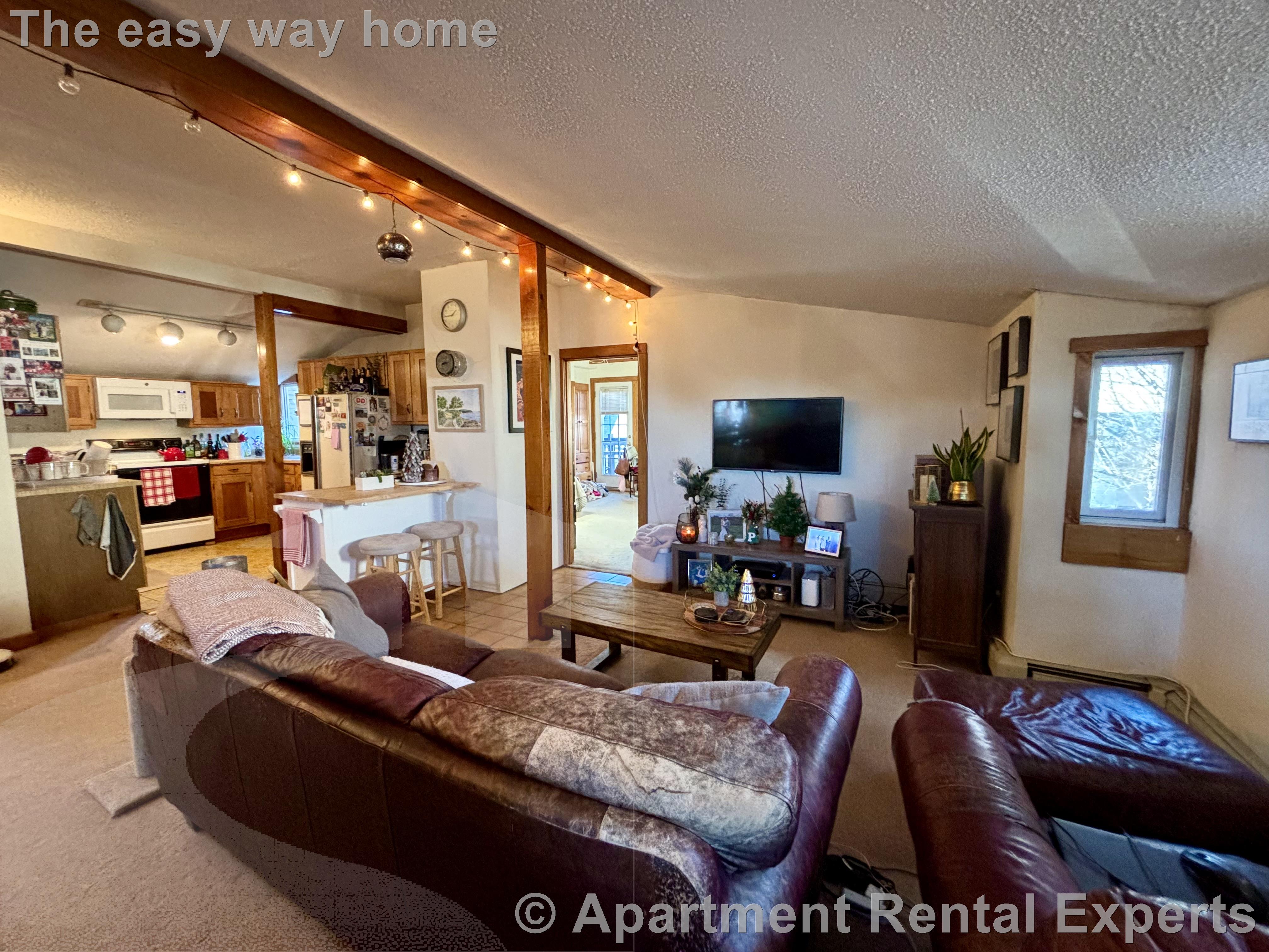 2 bed, 1 bath apartment for rent at 136 Lowell St Unit 1, Ward Two