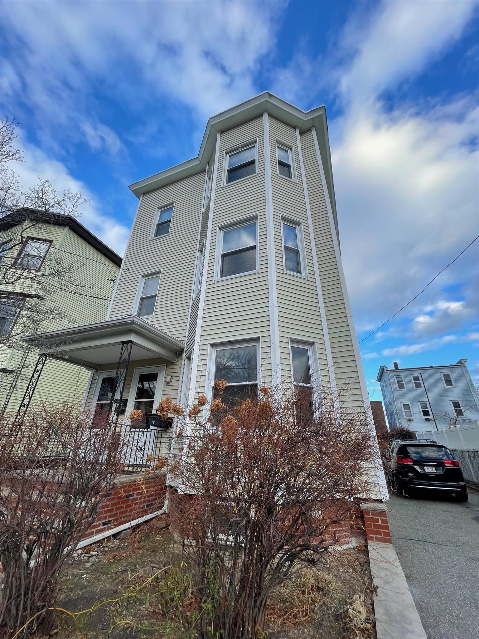 1.5 bed, 1 bath apartment for rent at 5 Rossmore St Unit 1, Union Square — photo 15 of 15