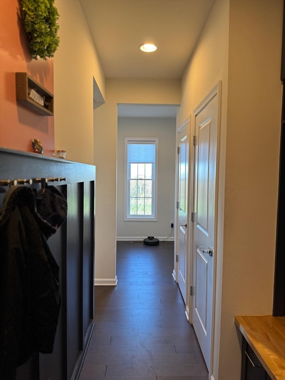 33 Poplar Ln, Hopkinton