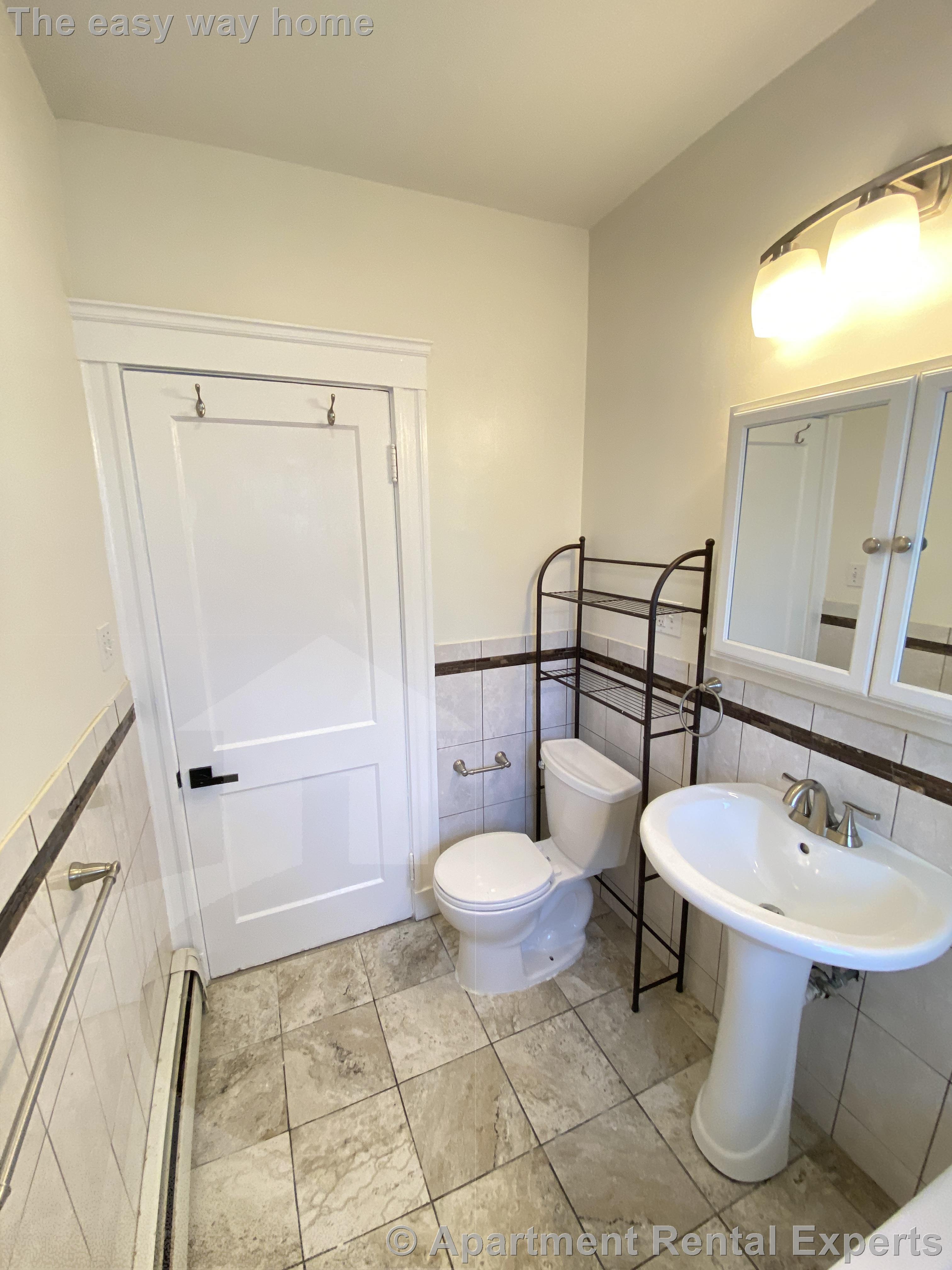 126 Winsor Ave, Watertown Center