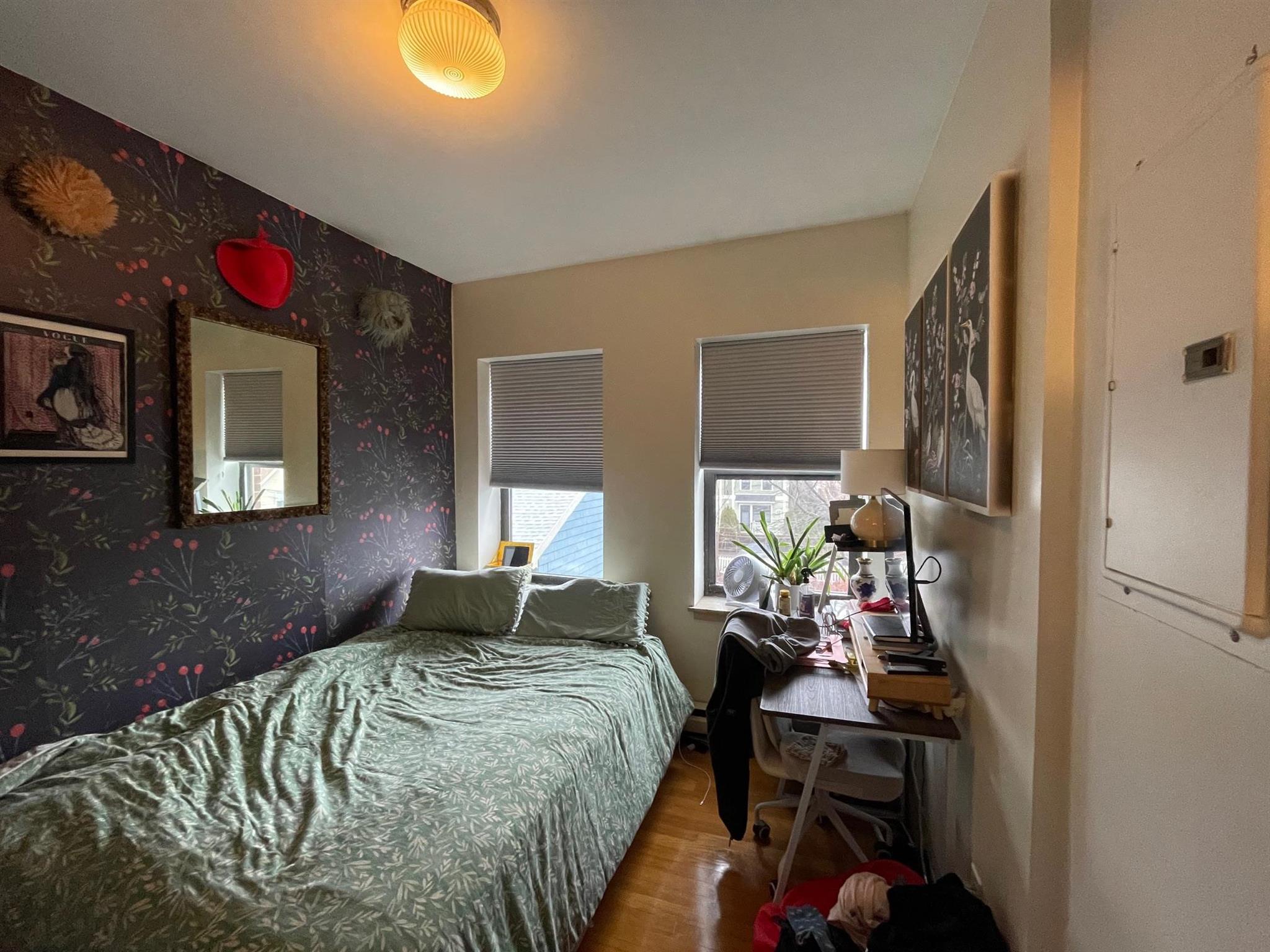 Studio bed, 1 bath apartment for rent at 43 Ivaloo, East Somerville — photo 5 of 9