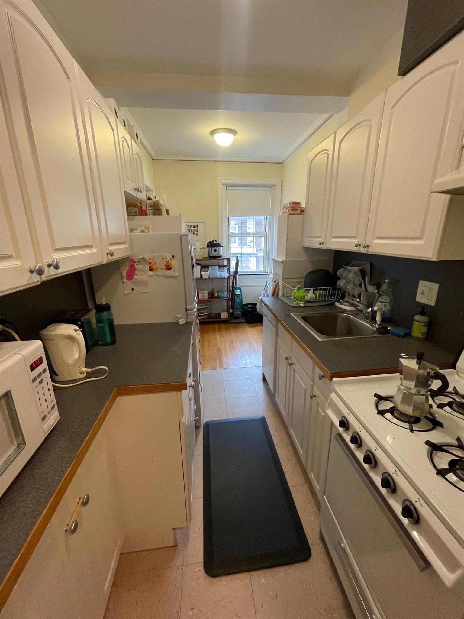 1 bed, 1 bath apartment for rent at 3 Arlington St Unit 52, Porter Square — photo 9 of 13