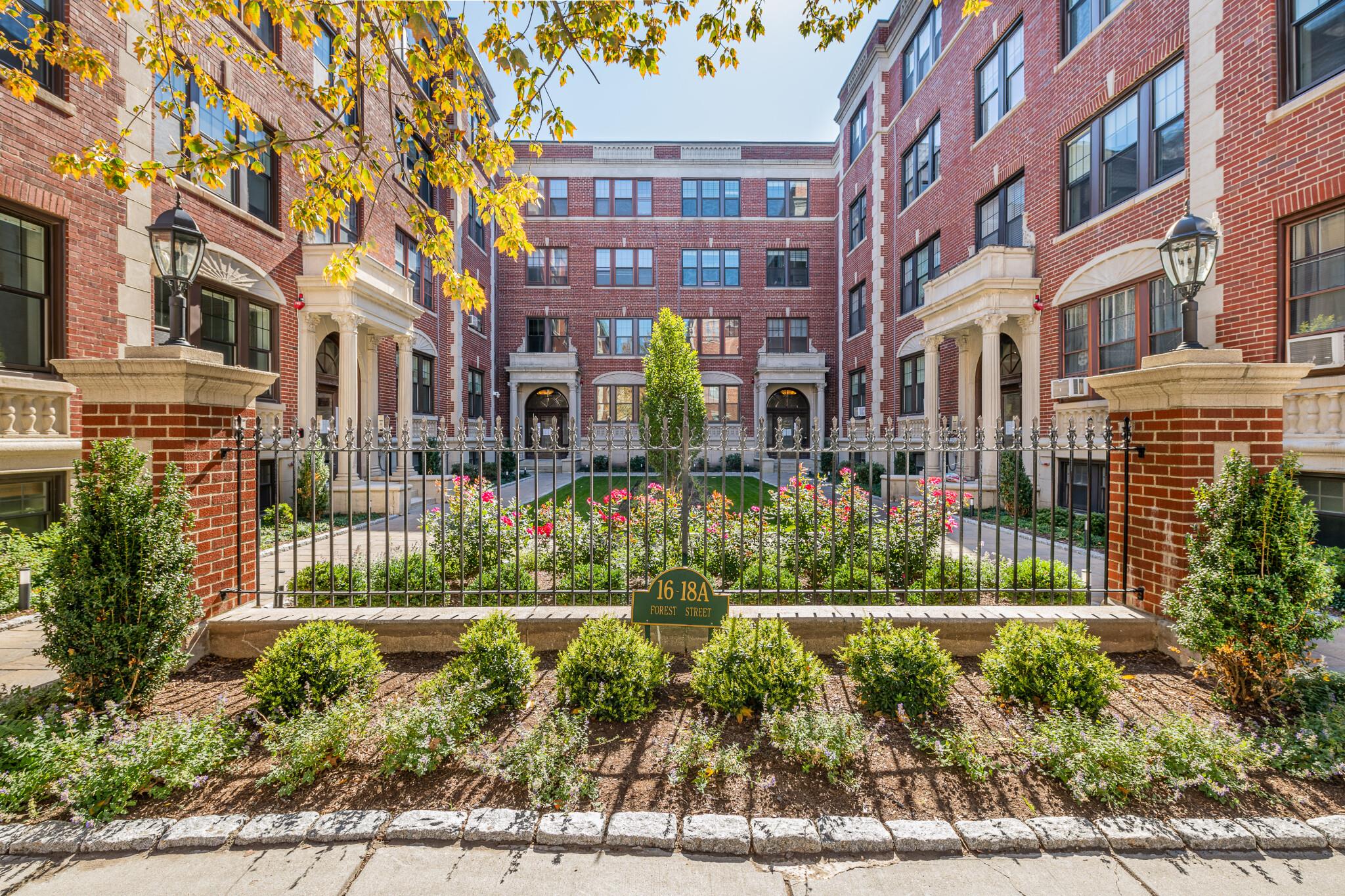 1 bed, 1 bath apartment for rent at 16 Forest St, Porter Square — photo 10 of 10