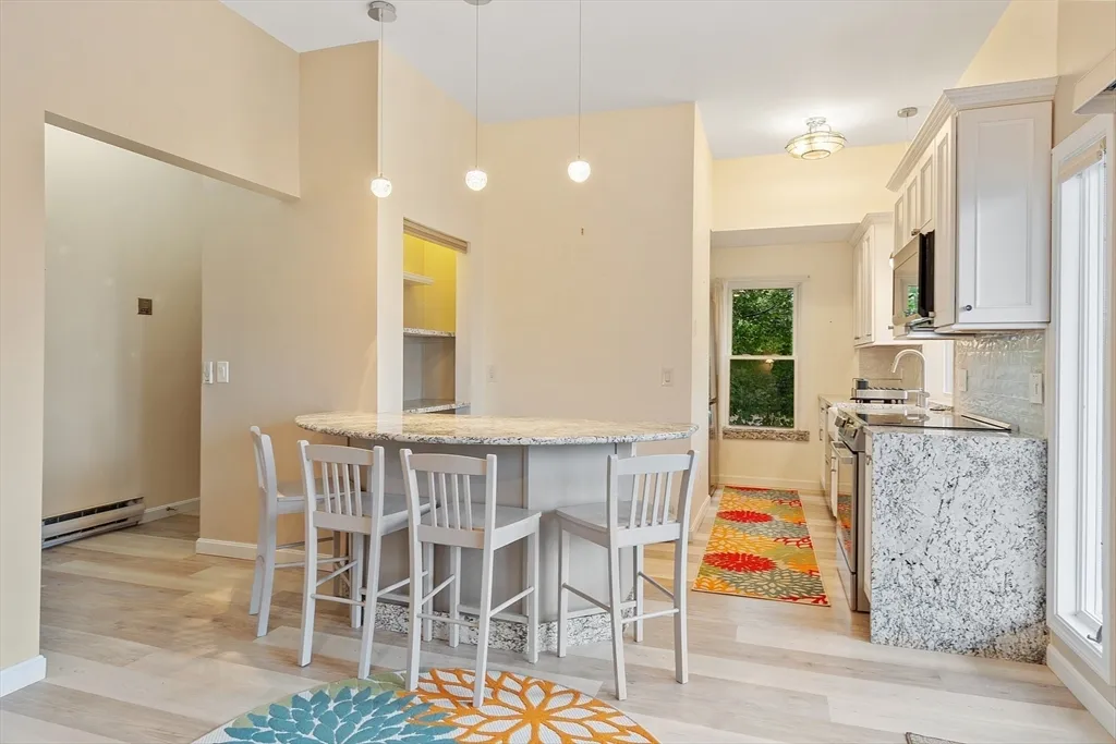 105 Granite St, Rockport