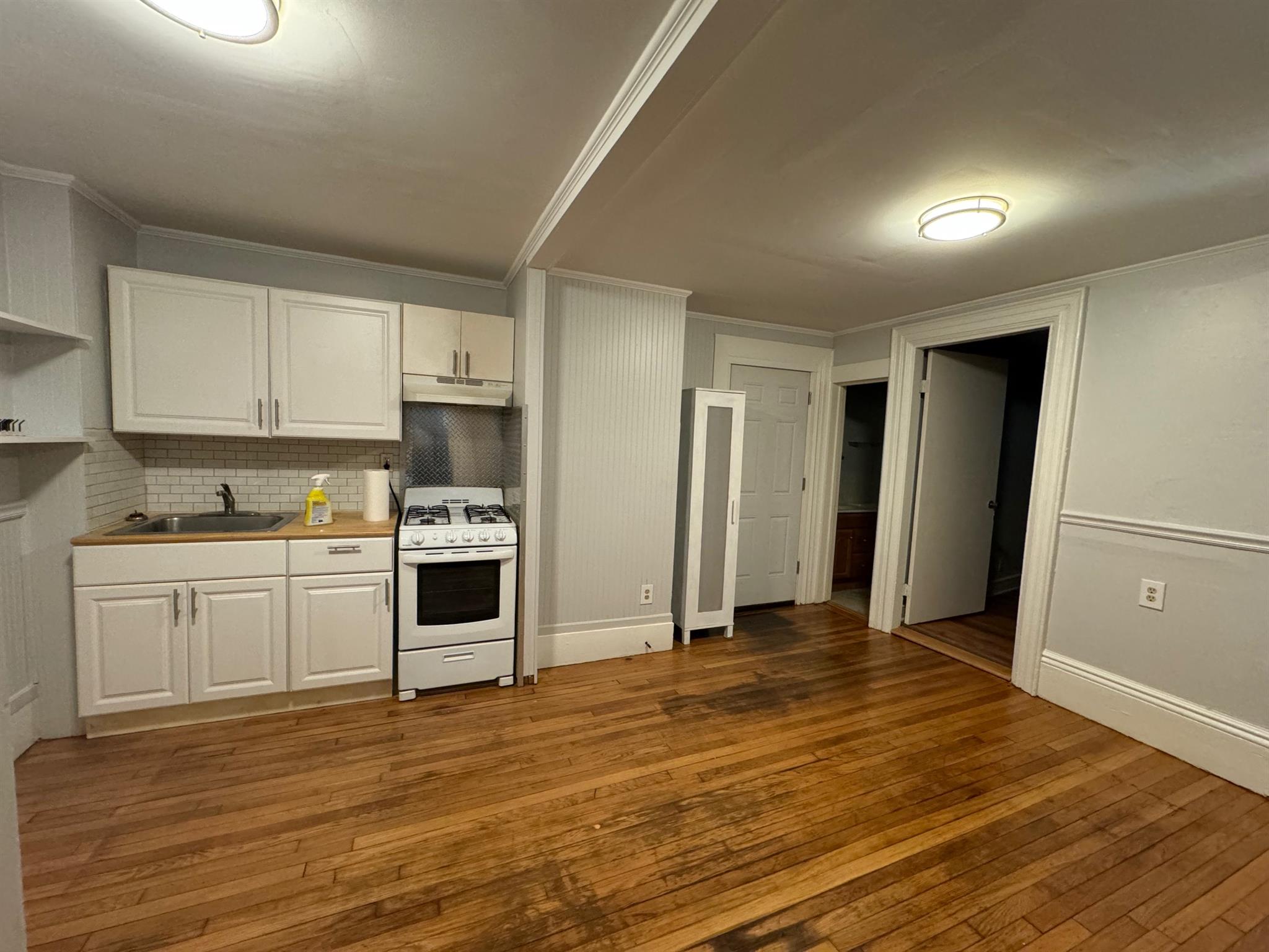 Studio bed, 1 bath apartment for rent at 279 Walden St Unit 1F, Huron Village — photo 2 of 9