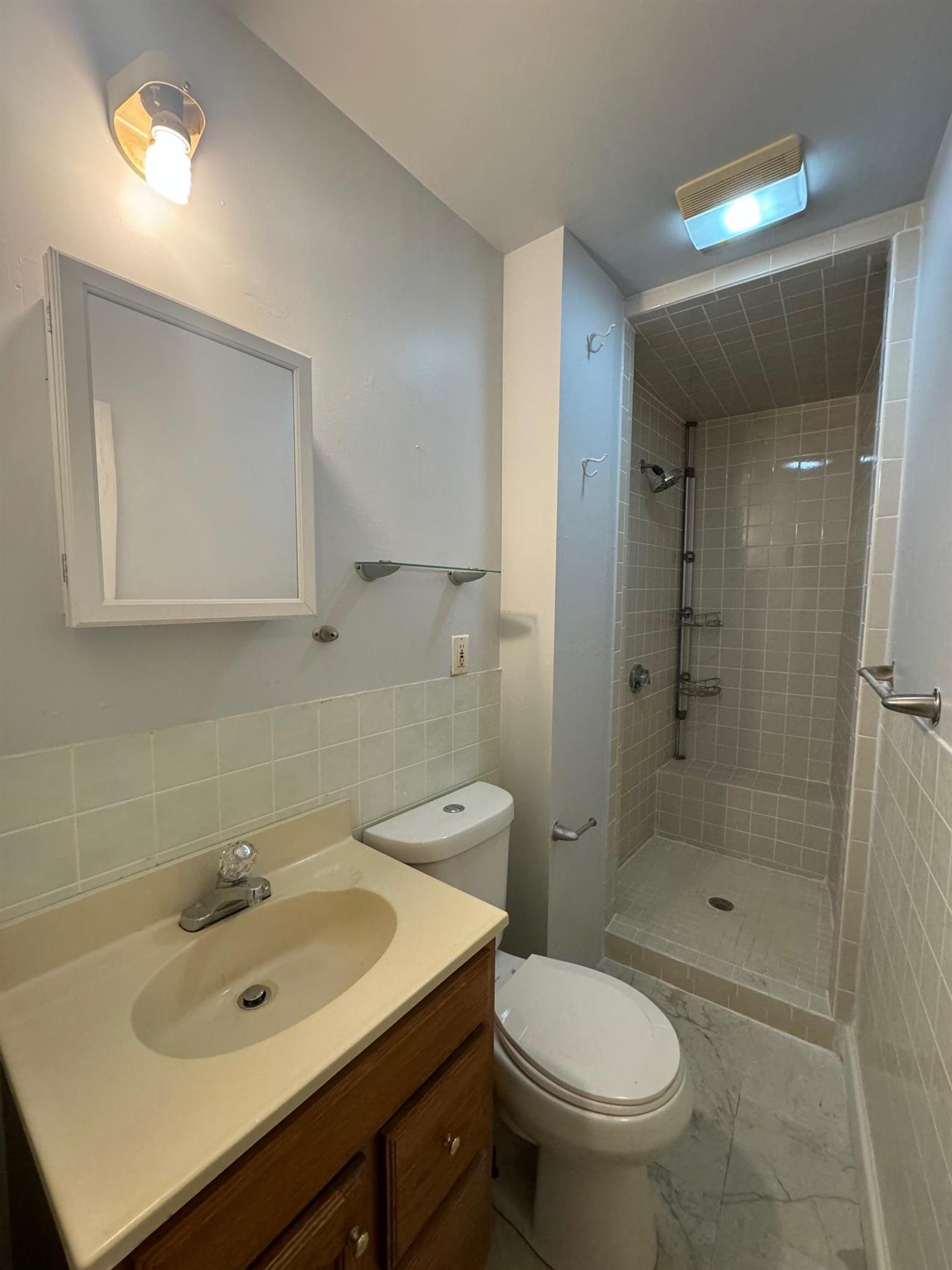 Studio bed, 1 bath apartment for rent at 279 Walden, Porter Square — photo 3 of 9