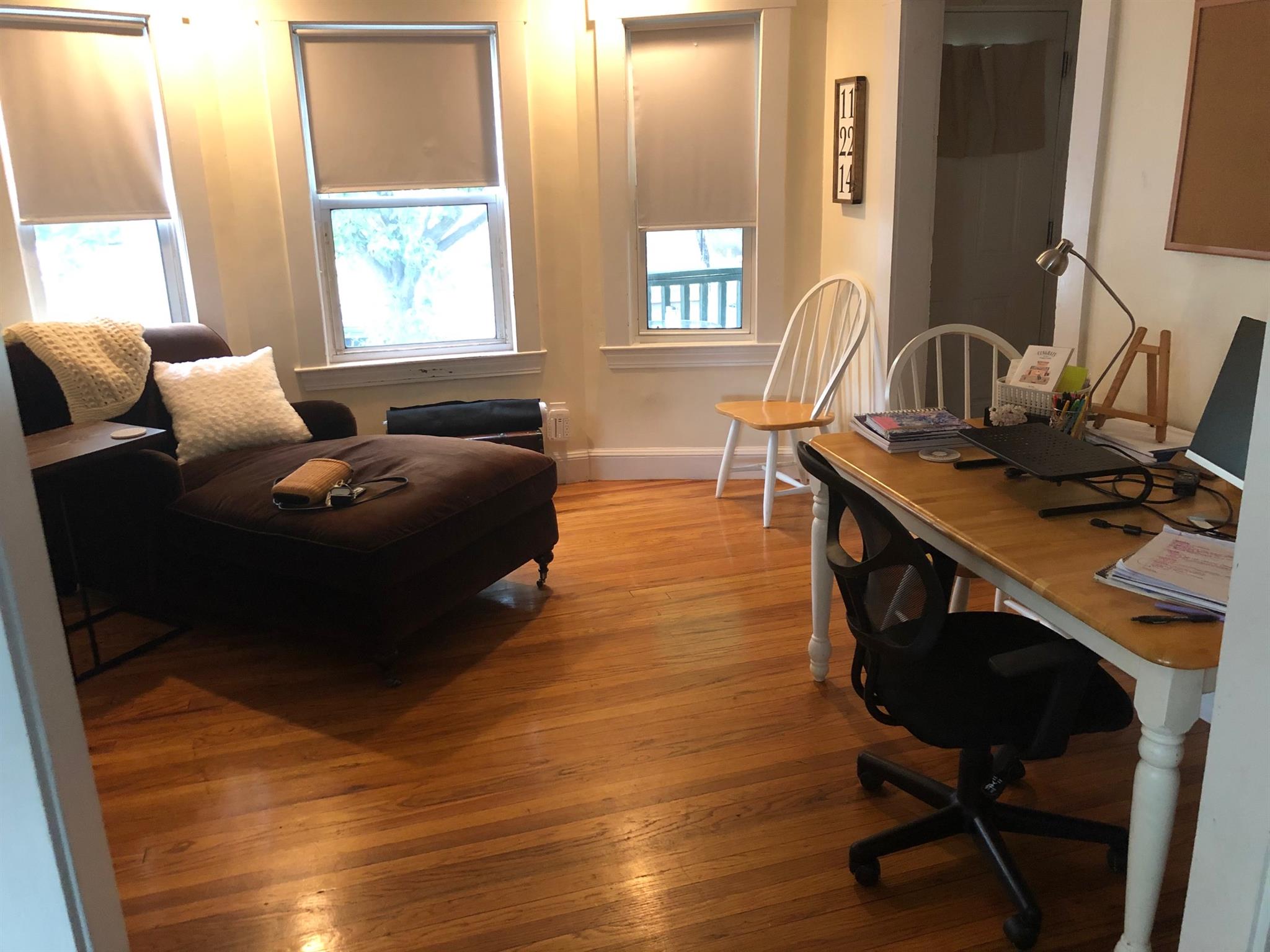 2.5 bed, 1 bath apartment for rent at 109 Perkins St Unit 1F, Winter Hill — photo 5 of 14