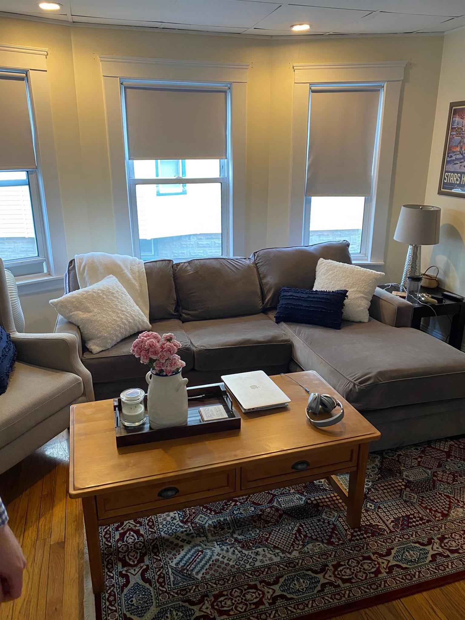 2.5 bed, 1 bath apartment for rent at 109 Perkins St Unit 1F, Winter Hill — photo 1 of 14