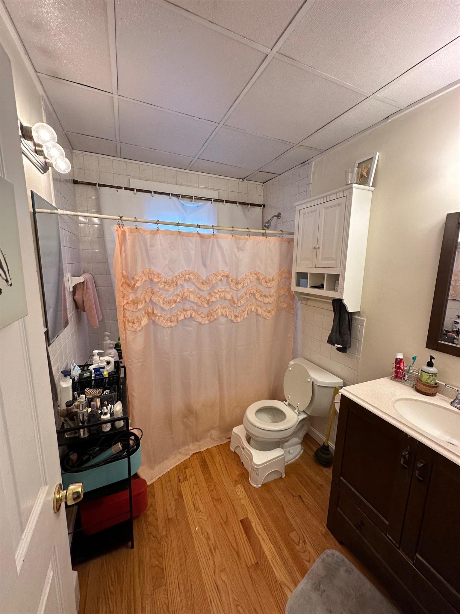 2.5 bed, 1 bath apartment for rent at 109 Perkins St Unit 1F, Winter Hill — photo 11 of 14