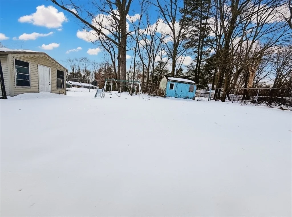 178 Bates Rd, Brockton