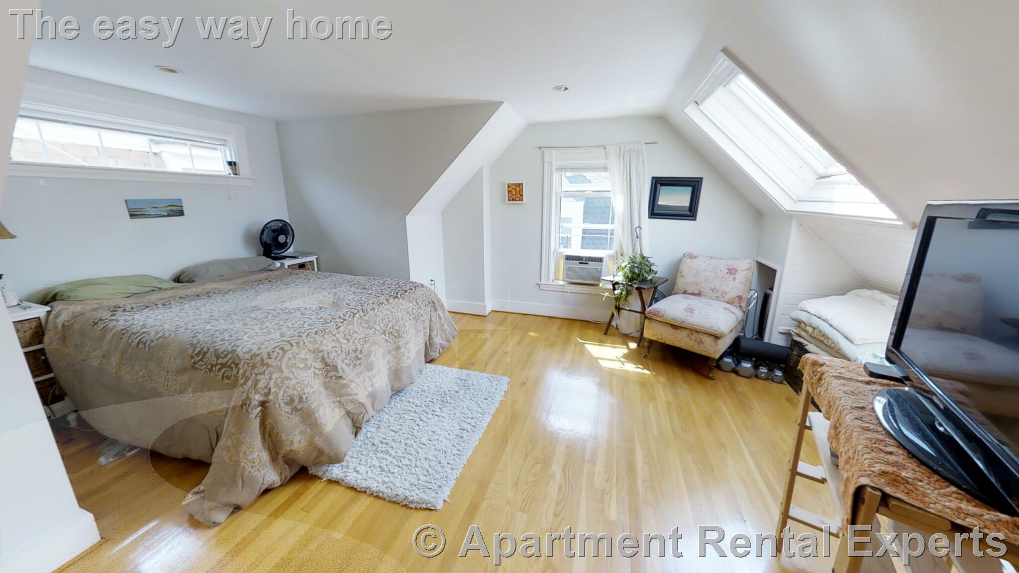 8 Claremon St, Davis Square