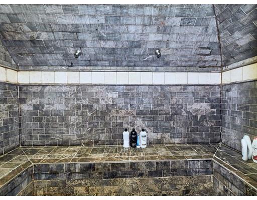 295 Foster St, Brighton