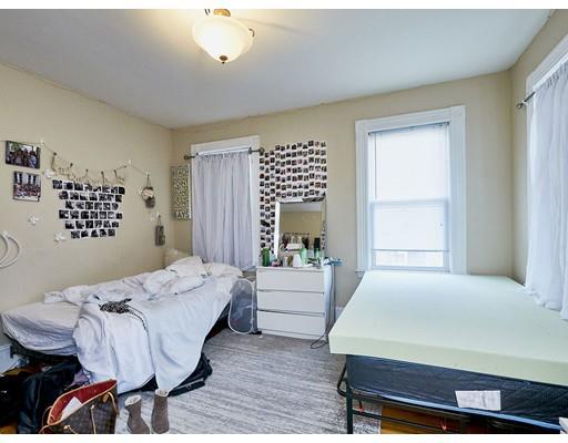 295 Foster St, Brighton