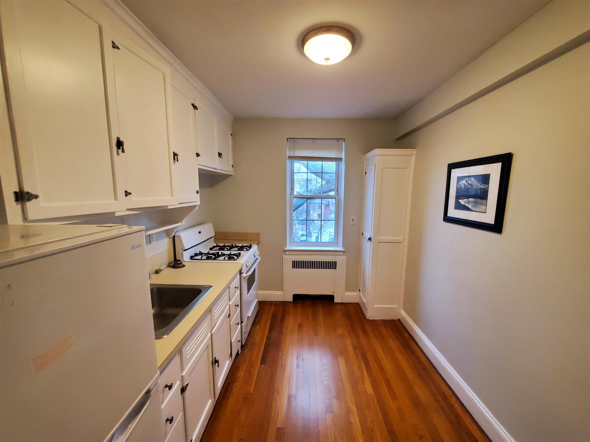 1 bed, 1 bath apartment for rent at 42 Ware St Unit 42, Harvard Square — photo 6 of 16