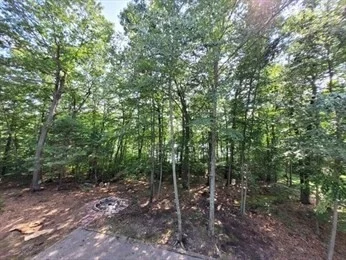 2399 Bay Rd, Sharon
