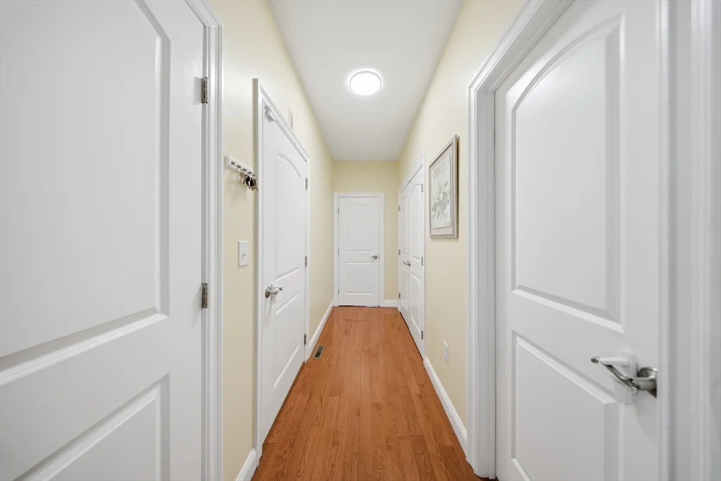 2 Williamsburg Way, Medway
