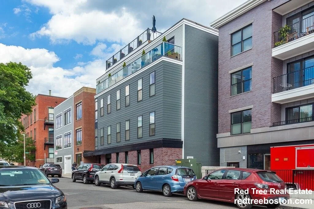 111 B St, South Boston