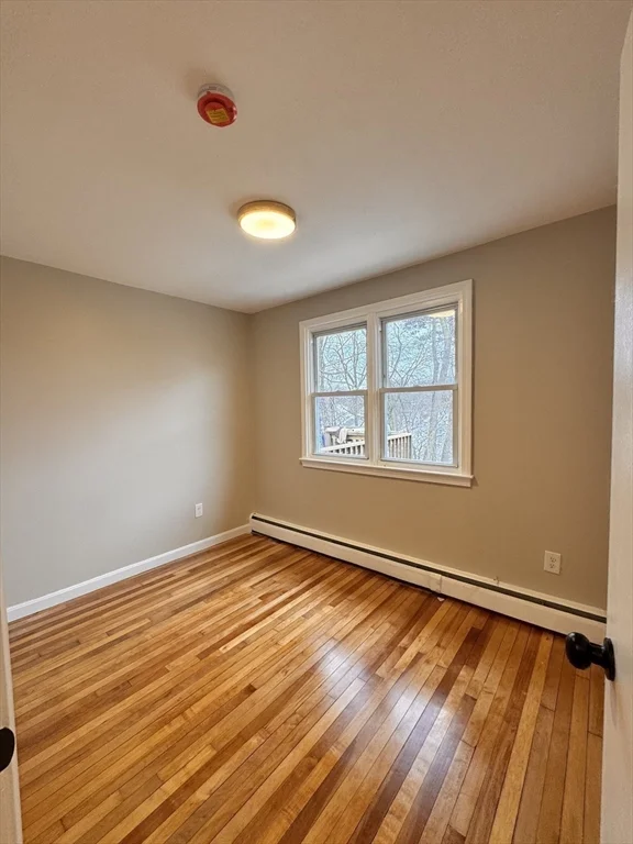 34 Gates Ln, Worcester