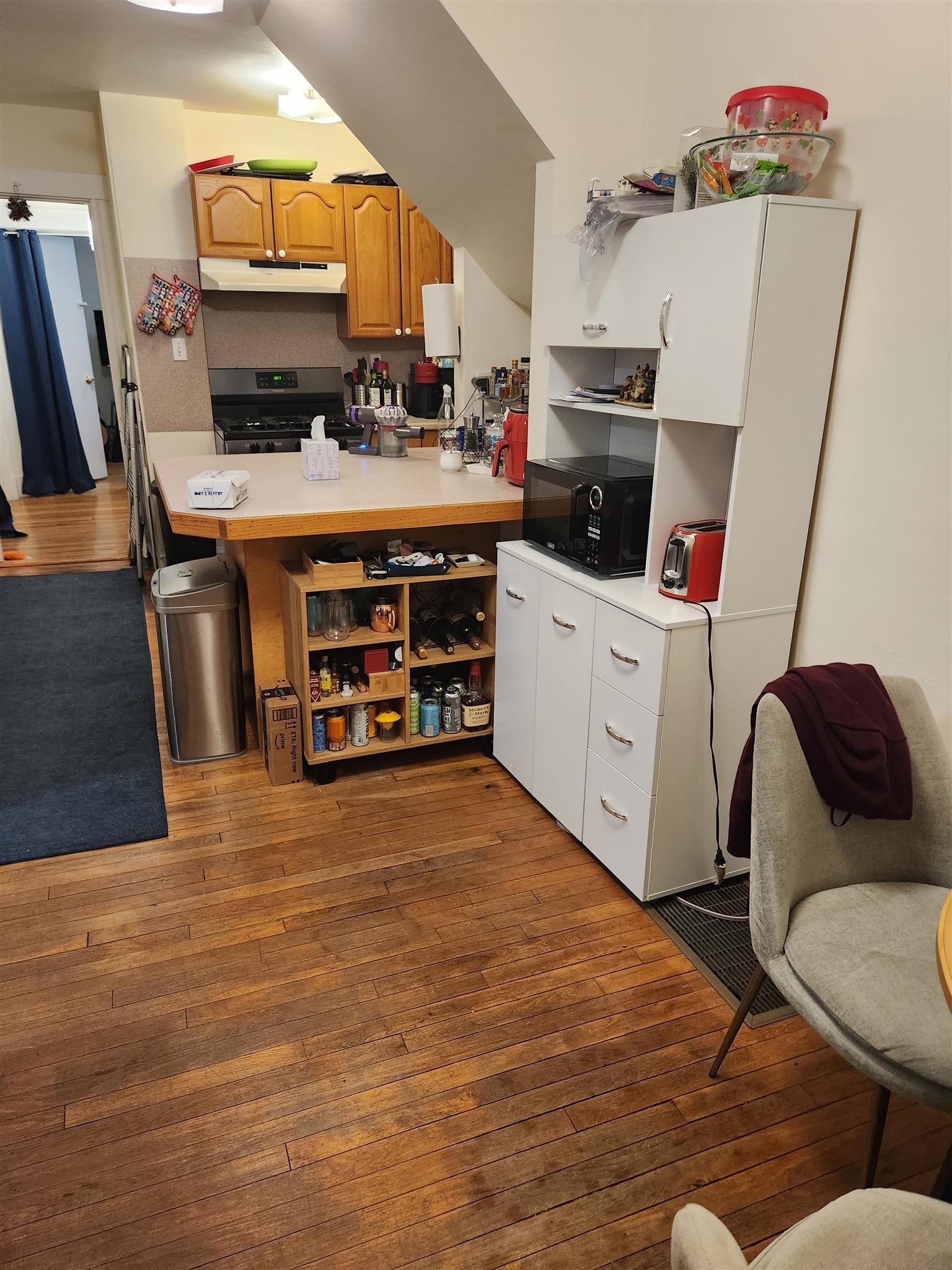 31 Corinthian Rd, Tufts