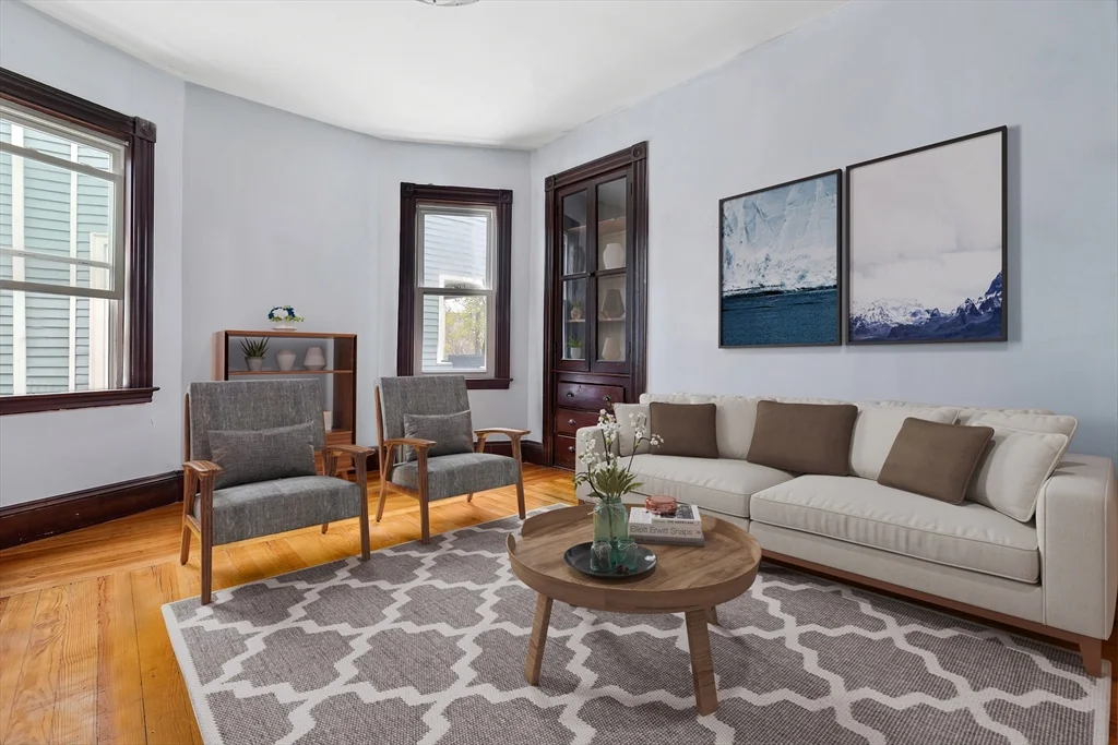 9 Spalding St, Jamaica Plain
