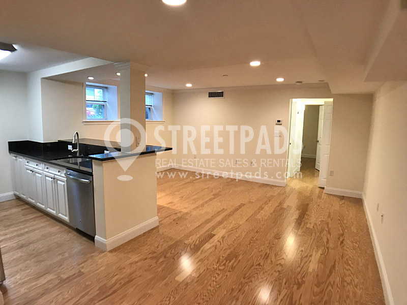 3 Langdon St, Neighborhood Nine