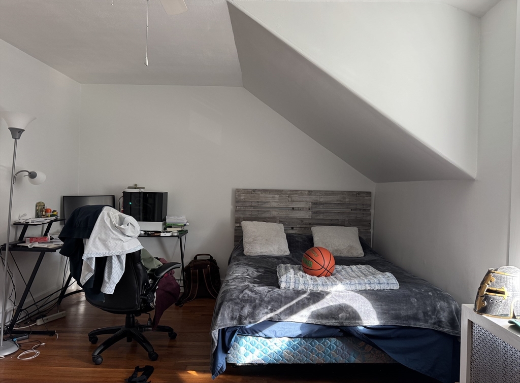 320 Crescent St, South Waltham